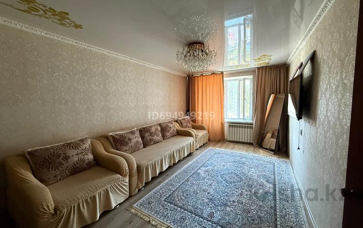 3-комнатная квартира · 61.1 м² · 2/4 этаж, Кабанбай — Напротив ресторана "Достык" за 15 млн ₸ в Сарканде — фото 11