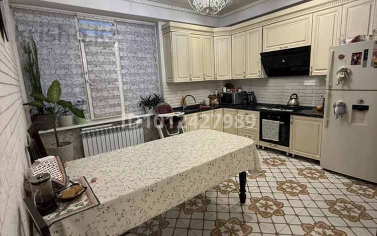 4-комнатная квартира · 163 м² · 2/3 этаж, мкр Алгабас 4 за 80 млн ₸ в Алматы, Алатауский р-н — фото 2