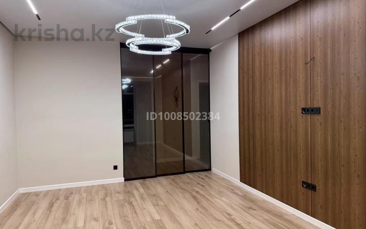 3-бөлмелі пәтер · 90.8 м² · 3/6 қабат, мкр Юго-Восток, 137-й учетный квартал 787, бағасы: 58 млн ₸ в Караганде, Казыбек би р-н — фото 2
