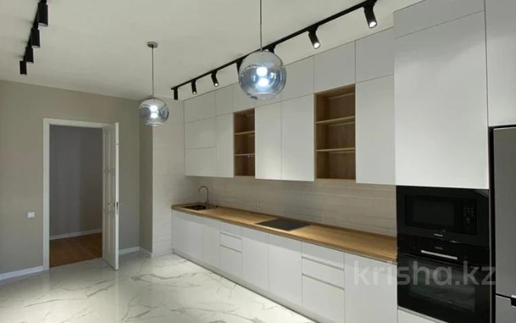 3-бөлмелі пәтер · 105 м² · 8/8 қабат, Розыбакиева 320, бағасы: 125 млн ₸ в Алматы, Бостандыкский р-н — фото 12