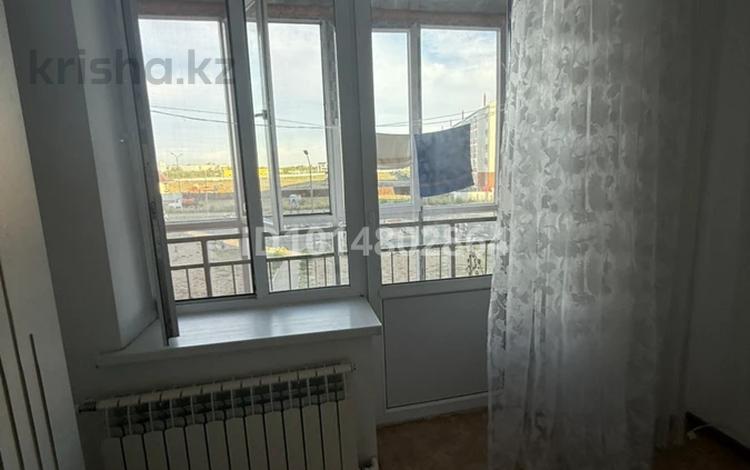 2-комнатная квартира · 55 м² · 2/9 этаж, мкр Старый Аэропорт 104 — ул самал 104 кв3 за 23 млн ₸ в Уральске — фото 2