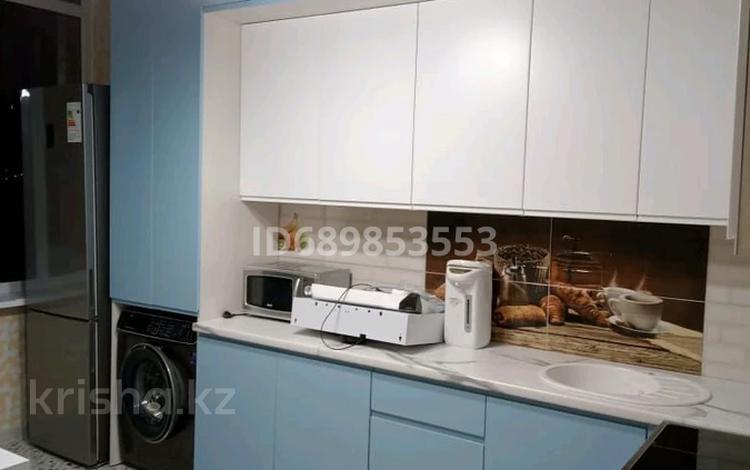 2-комнатная квартира · 64.5 м² · 8/9 этаж, КШТ Кокжал барака 19/1 за 57 млн ₸ в Усть-Каменогорске — фото 2