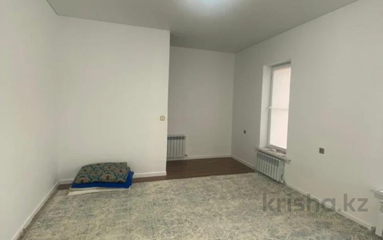 Жеке үй · 4 бөлме · 160 м² · 10 жүзд., мкр Жастар 2 64, бағасы: 34 млн ₸ в Актобе, жилой массив Жанаконыс — фото 2