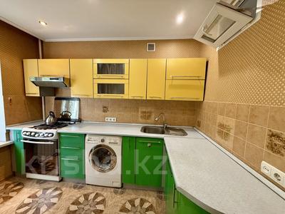 3-бөлмелі пәтер · 70.2 м² · 3/4 қабат, Хаджимукана 20 — Достык, бағасы: ~ 70 млн ₸ в Алматы, Медеуский р-н