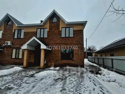 Часть дома · 4 комнаты · 210.9 м² · 4.5 сот., мкр Азаулы 12 Г за ~ 47.5 млн ₸ в Уральске