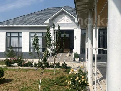 Отдельный дом · 6 комнат · 200 м² · 8 сот., Самал - 3 47 за 62 млн 〒 в Шымкенте