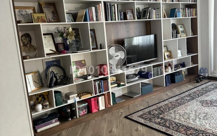3-комнатная квартира · 156.5 м² · 4/8 этаж, Кунаева 14Г за 85 млн ₸ в Астане, Есильский р-н — фото 2