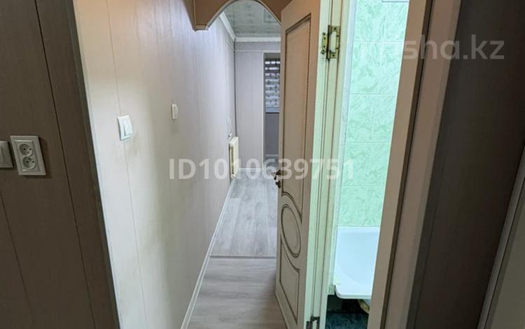 3-комнатная квартира · 57 м² · 2/5 этаж, Аль Фараби 49 — Во дворе напротив 24-й школы за 13 млн ₸ в Кентау — фото 2