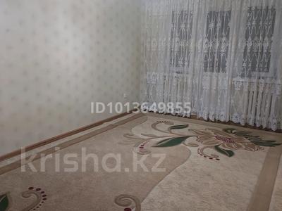 3-комнатная квартира · 57 м² · 3/5 этаж, 12-й микрорайон 217 А — ул Уалиханова, за Magnum Express за 200 000 ₸ в Шымкенте, Енбекшинский р-н