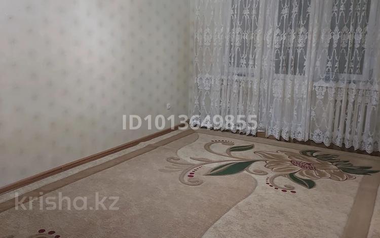 3-комнатная квартира · 57 м² · 3/5 этаж, 12-й микрорайон 217 А — ул Уалиханова, за Magnum Express за 200 000 ₸ в Шымкенте, Енбекшинский р-н — фото 2