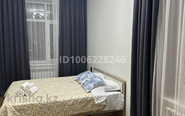 2-комнатная квартира · 65 м² · 13/17 этаж, Букетова 3/3 — Сапиева, Арена, Теннисный , Глобал за 17 000 ₸ в Караганде — фото 6