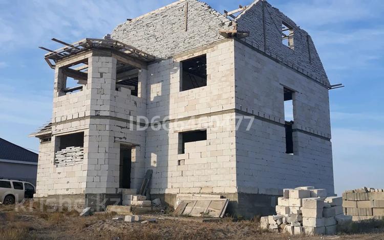 Жеке үй · 5 бөлме · 250 м² · 10 жүзд., Учаске 32, бағасы: 10 млн ₸ в Бауырластар 2 — фото 2
