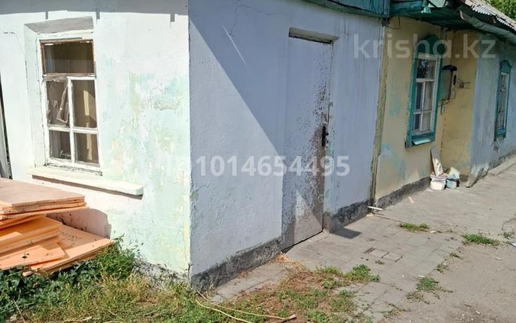 Жеке үй · 2 бөлме · 42 м² · 2 жүзд., Кенесары хан 37, бағасы: 90 000 ₸ в Кенена Азербаева (Покровка) — фото 2