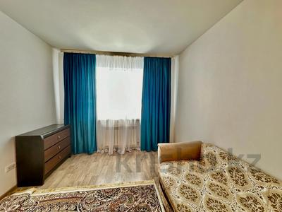 2-комнатная квартира, 64 м², 2/8 этаж, мкр Шугыла, микрорайон «Шугыла» за 29.8 млн 〒 в Алматы, Наурызбайский р-н