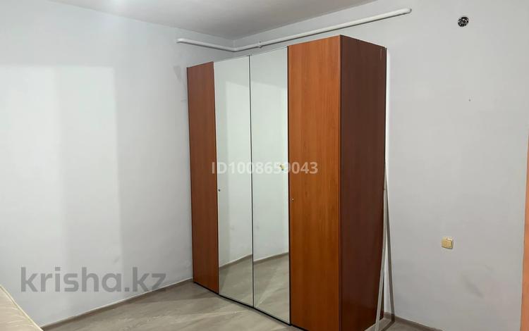 Отдельный дом · 3 комнаты · 60 м², мкр Лесхоз, Кубаш Медеубаева за 110 000 〒 в Атырау — фото 2