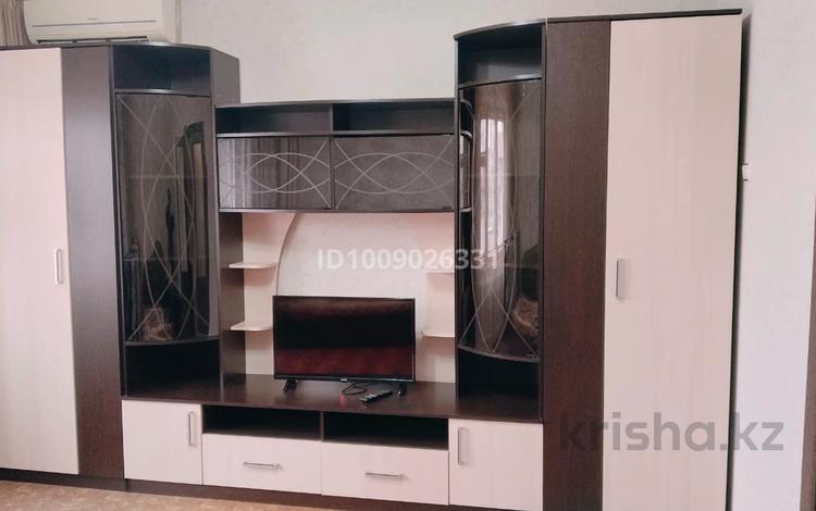 2-комнатная квартира · 54 м² · 2/9 этаж, Әуезов даңғылы 42 за 27 млн 〒 в Семее — фото 2