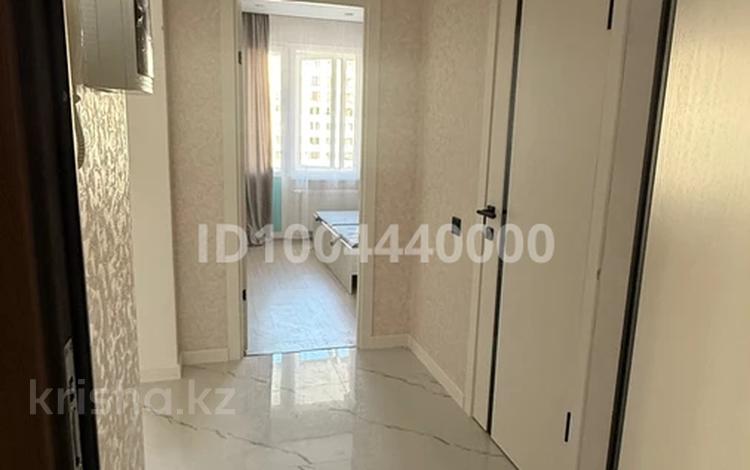 2-комнатная квартира · 41 м² · 8/12 этаж, Е-915 180 за 250 000 ₸ в Астане, Есильский р-н — фото 2
