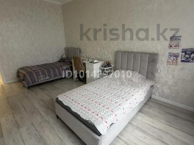 4-комнатная квартира · 140 м² · 5/5 этаж, бейбарыс султан — Айтматова за 90 млн ₸ в Астане, Нура р-н