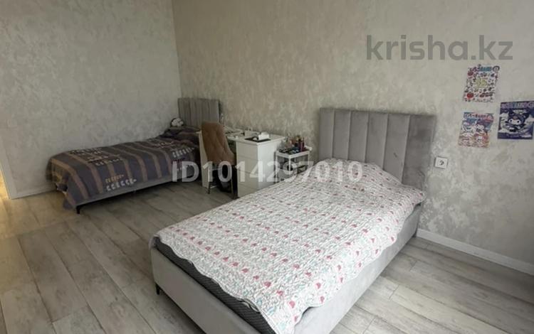 4-комнатная квартира · 140 м² · 5/5 этаж, бейбарыс султан — Айтматова за 90 млн ₸ в Астане, Нура р-н — фото 2