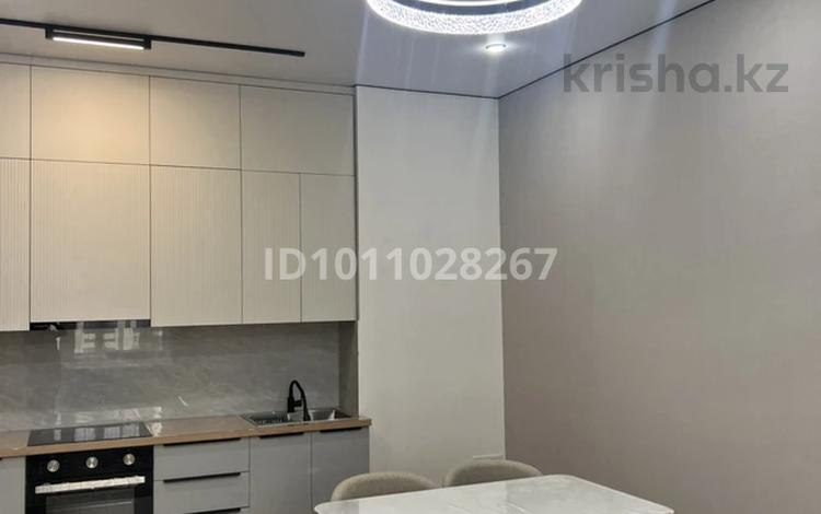 2-комнатная квартира · 47 м² · 8/17 этаж, Туран 43/1 — Гипермаркет Анвар за 350 000 ₸ в Астане, Нура р-н — фото 4