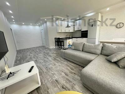 Аренда квартир в Западно-Казахстанской обл.: 3-комнатная квартира · 90 м² · 4/9 этаж · помесячно, мкр Кадыра Мырза-Али 30/2 — НИШ за 300 000 〒 3-комнатная квартира · 90 м² · 4/9 этаж · помесячно, мкр Кадыра Мырза-Али 30/2 — НИШ за 300 000 〒 в Уральске