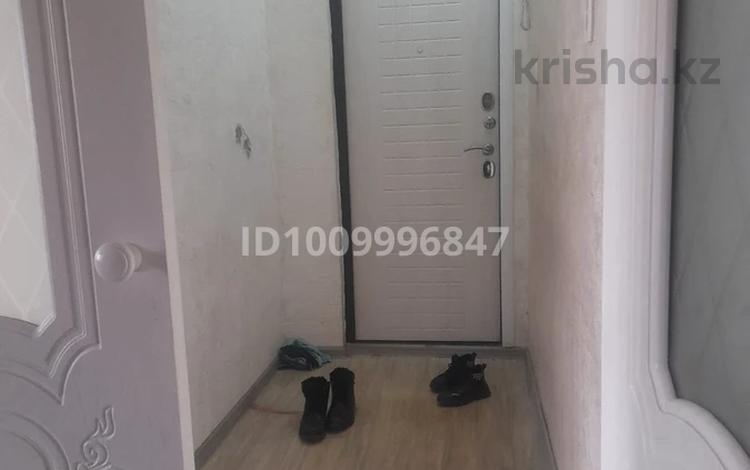 2-комнатная квартира · 45 м² · 4/5 этаж, мкр Акбулак 4 за 100 000 〒 в Таразе — фото 2