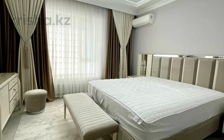 2-бөлмелі пәтер · 74 м² · 4/12 қабат, Толе би 12в, бағасы: 350 000 ₸ в Шымкенте, Аль-Фарабийский р-н — фото 2