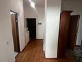 2-комнатная квартира · 70 м² · 1/9 этаж, Омарова 11 за 400 000 ₸ в Астане, Есильский р-н — фото 16