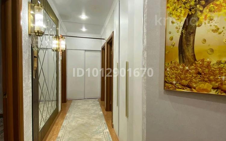4-бөлмелі пәтер · 91 м² · 4/5 қабат, 28А мкр 7, бағасы: 26 млн ₸ в Актау — фото 2
