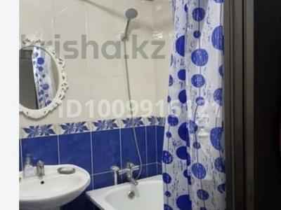 2-бөлмелі пәтер · 75 м² · 4/5 қабат, Куаныш Сатангулов 3 мкр 39 — Сзади маг Адия 3 мкр, бағасы: 10 000 〒 в Кульсары