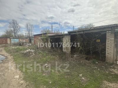 Гараж · 60 м² · Строитель ш/а. — Шолохова Циолковского, бағасы: 2.8 млн ₸ в Уральске, мкр Строитель