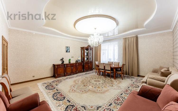 3-комнатная квартира · 149.5 м² · 5/8 этаж, Айтеке би 16 за 72.1 млн ₸ в Астане, Нура р-н — фото 2