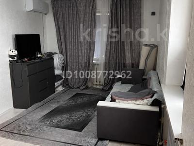 1-комнатная квартира · 30 м² · 4/4 этаж, проспект Абая 44 — Муратбаева Абая за 8 млн 〒 в 