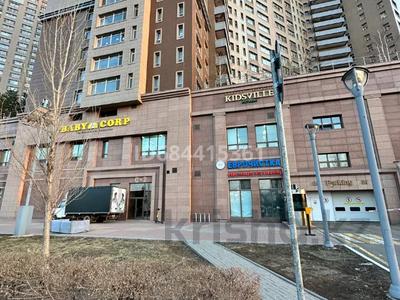 Аренда квартир в Астане: 4-комнатная квартира · 167 м², проспект Рахимжана Кошкарбаева 2 за 850 000 〒 4-комнатная квартира · 167 м², проспект Рахимжана Кошкарбаева 2 за 850 000 〒 в Астане, Алматы р-н