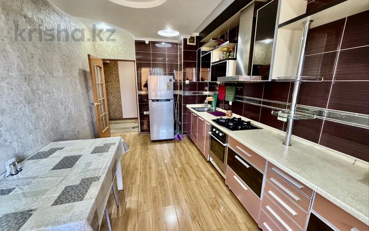 3-бөлмелі пәтер · 90 м² · 3/5 қабат, Каратал 14г, бағасы: 38.8 млн ₸ в Талдыкоргане — фото 2