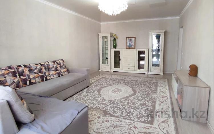 2-комнатная квартира · 75 м² · 8/12 этаж, мкр Жетысу-3 55 за 53.5 млн ₸ в Алматы, Ауэзовский р-н — фото 2