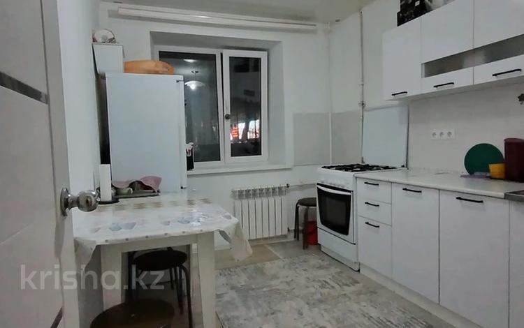 2-комнатная квартира · 50 м² · 2/5 этаж, Алия Молдагуловой 47 за 20.7 млн 〒 в Актобе — фото 2