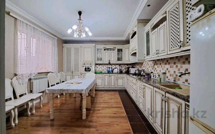 Отдельный дом · 8 комнат · 200 м² · 10 сот., жилой массив Бауырластар, Бердибек сокпакбаев за 26 млн ₸ в Актобе — фото 2