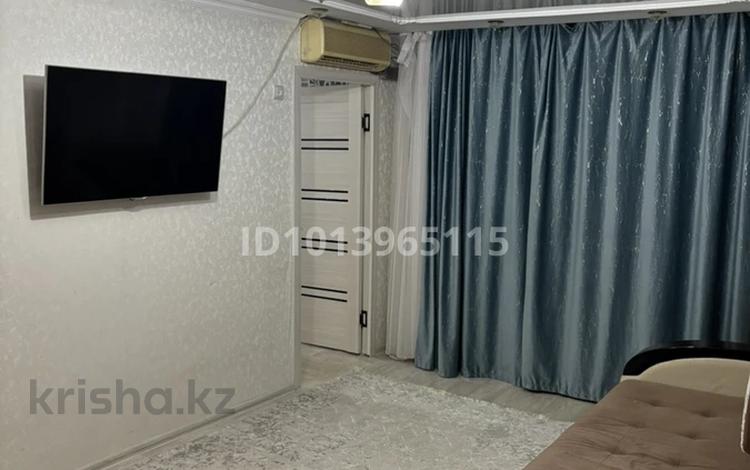 3-бөлмелі пәтер · 48 м² · 3/5 қабат, Привокзальный 27, бағасы: 14 млн ₸ в Атырау, мкр Привокзальный-5 — фото 2