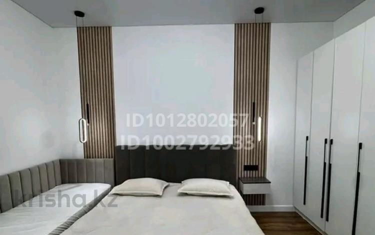 1-бөлмелі пәтер · 58 м² · 1/5 қабат, мкр. Алтын орда 19 л 47кв, бағасы: 15 000 ₸ в Актобе — фото 2