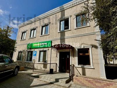 Офисы · 240 м² за 112.5 млн ₸ в Атырау, мкр Жилгородок