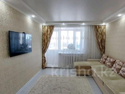 2-комнатная квартира, 54 м², 6/9 этаж, Кизатова за ~ 23.7 млн 〒 в Петропавловске