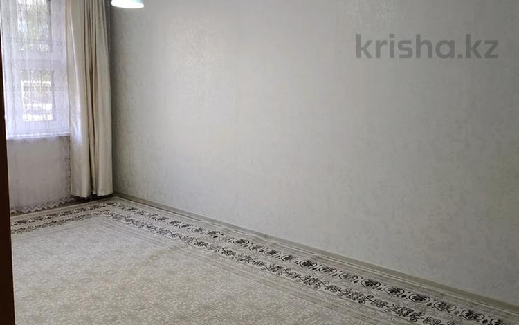 3-комнатная квартира, 70 м², 1/5 этаж помесячно, 13-й мкр 28 а