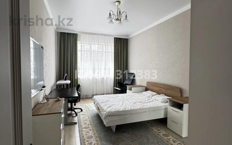 2-бөлмелі пәтер · 90 м² · 2/8 қабат, Мәңгілік Ел 21, бағасы: 420 000 ₸ в Астане, Есильский р-н — фото 2