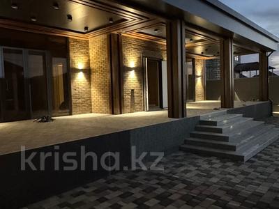 Отдельный дом · 4 комнаты · 264 м² · 8 сот., мкр Мадениет 87 — Начало улицы Саина за 138 млн 〒 в Алматы, Алатауский р-н
