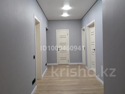 3-комнатная квартира · 88 м² · 4/5 этаж, мкр Новый Город, Акадeмическая 9/10 за 35.5 млн 〒 в Караганде, Казыбек би р-н