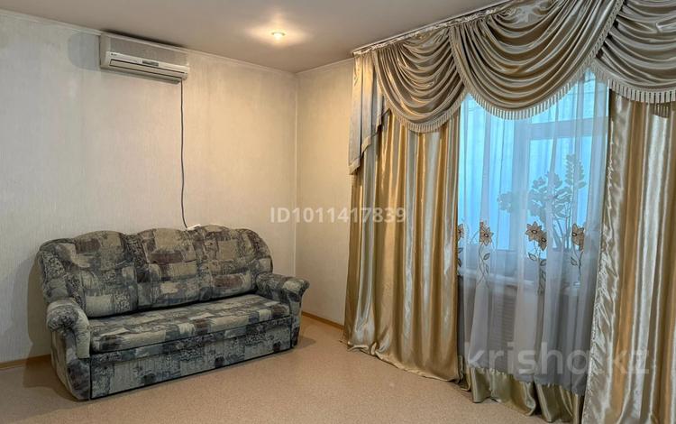 3-комнатная квартира · 62 м² · 2/4 этаж, Айтиева 3 за 20 млн ₸ в Таразе — фото 2
