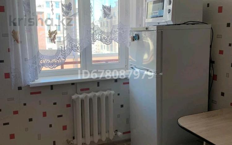 1-бөлмелі пәтер · 35 м² · 1/5 қабат, 30-ш/а. 170, бағасы: 7 000 ₸ в Актау, 30-й мкр — фото 2