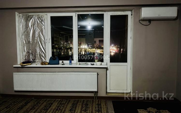 2-бөлмелі пәтер · 55 м² · 4/21 қабат, Толе би 286/6, бағасы: 300 000 ₸ в Алматы, Алмалинский р-н — фото 2