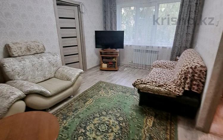 2-комнатная квартира, 46 м², 1/5 этаж, Абая